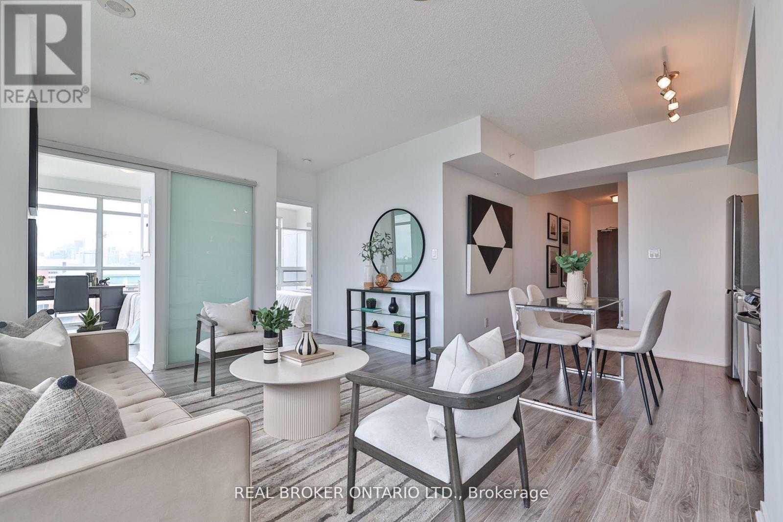 Photo 2 of 1129 68 Abell Street, Toronto ON