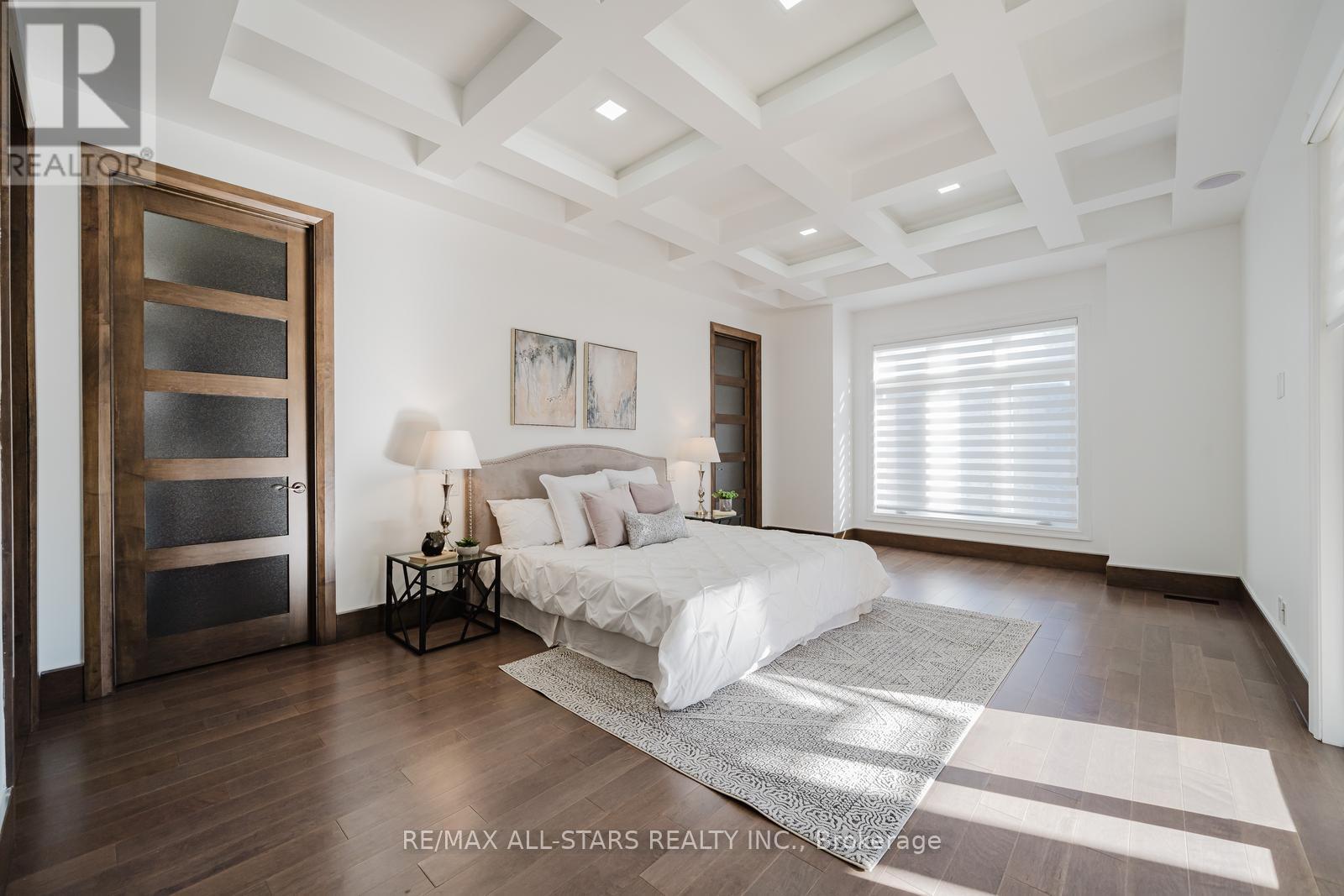 Photo 21 of 26 Lancer Drive, Vaughan ON