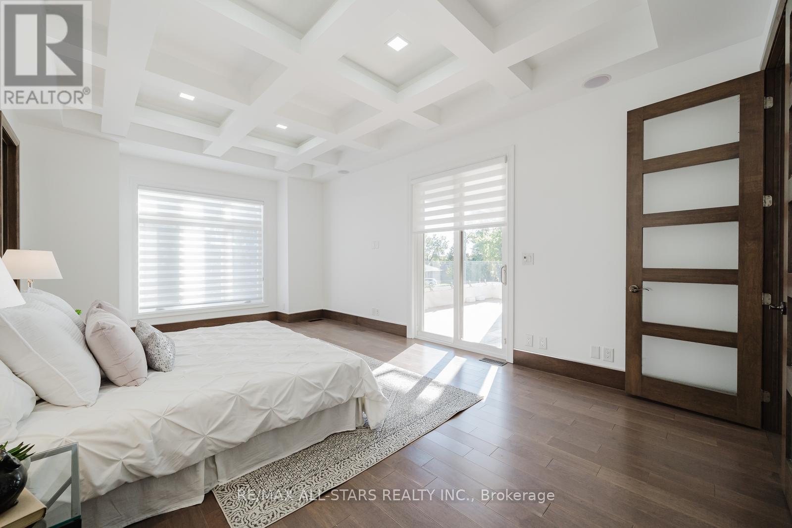 Photo 23 of 26 Lancer Drive, Vaughan ON