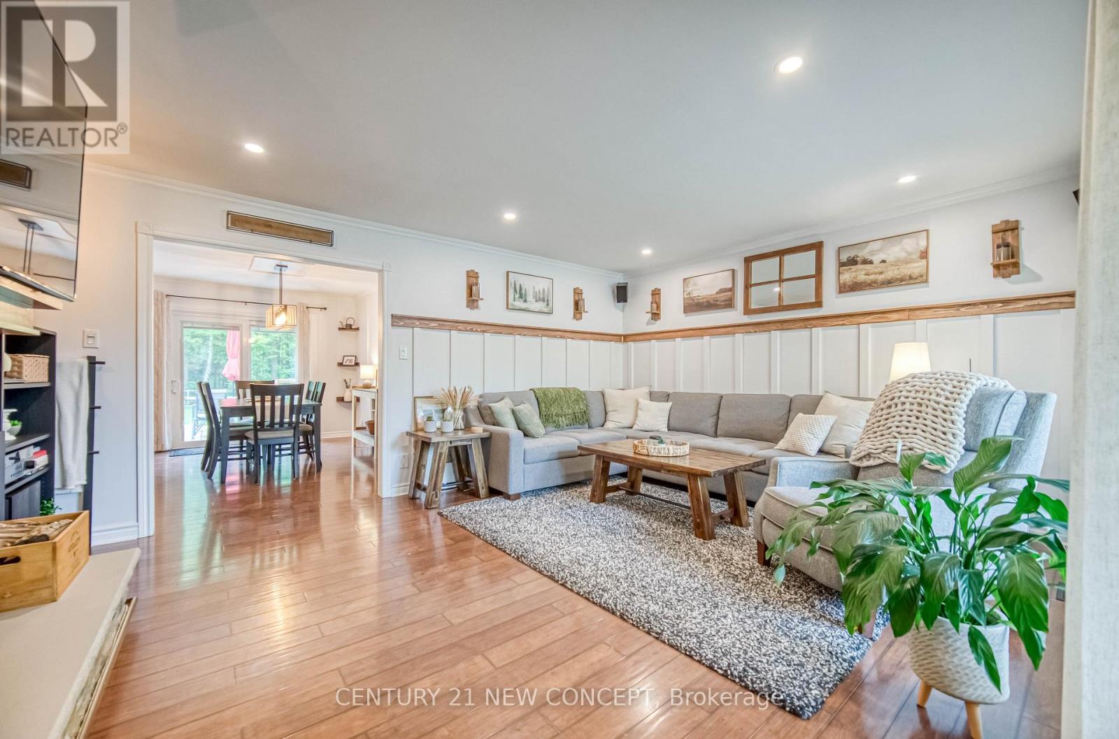 Photo 5 of 5531 Black River Road, Georgina ON