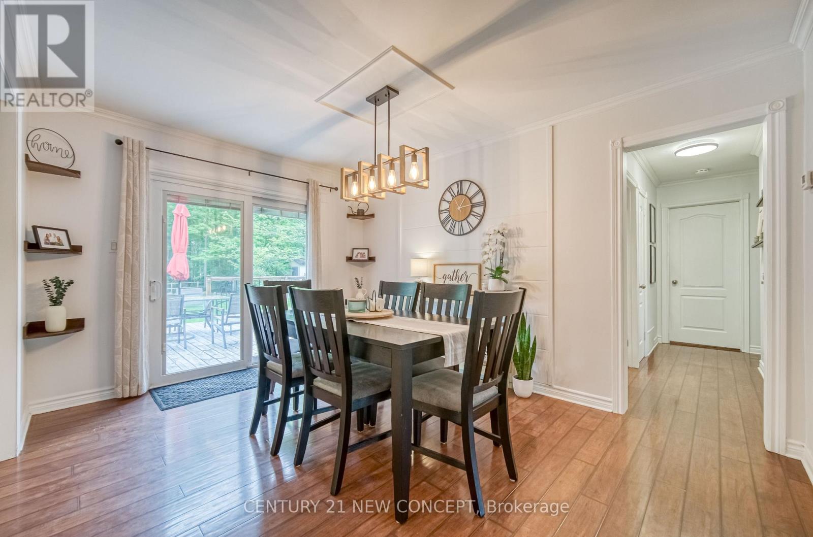 Photo 8 of 5531 Black River Road, Georgina ON