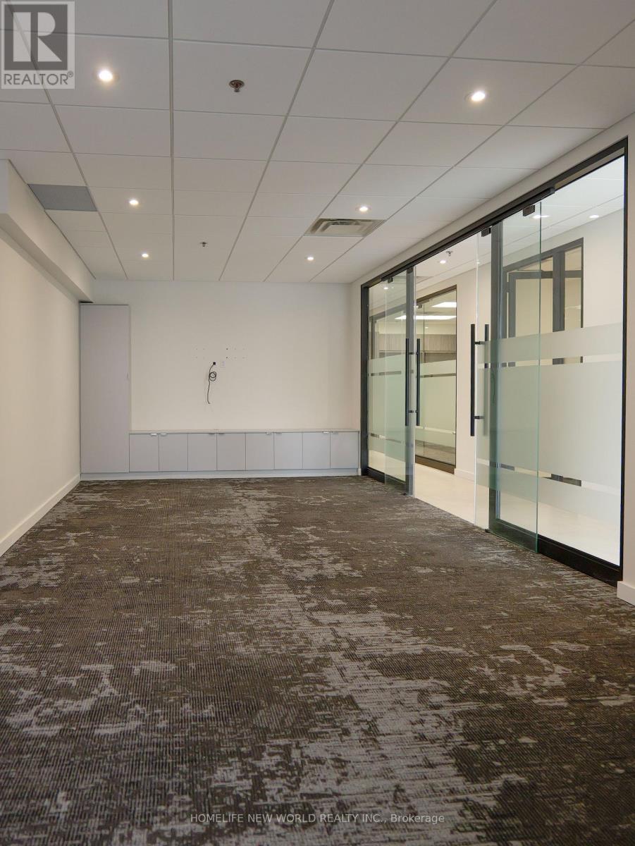 Photo 25 of 118 8901 Woodbine Avenue, Markham ON