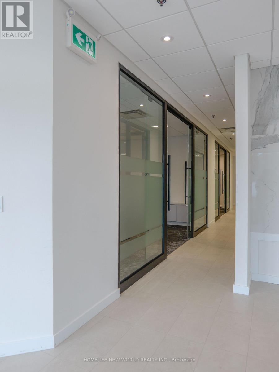 Photo 26 of 118 8901 Woodbine Avenue, Markham ON