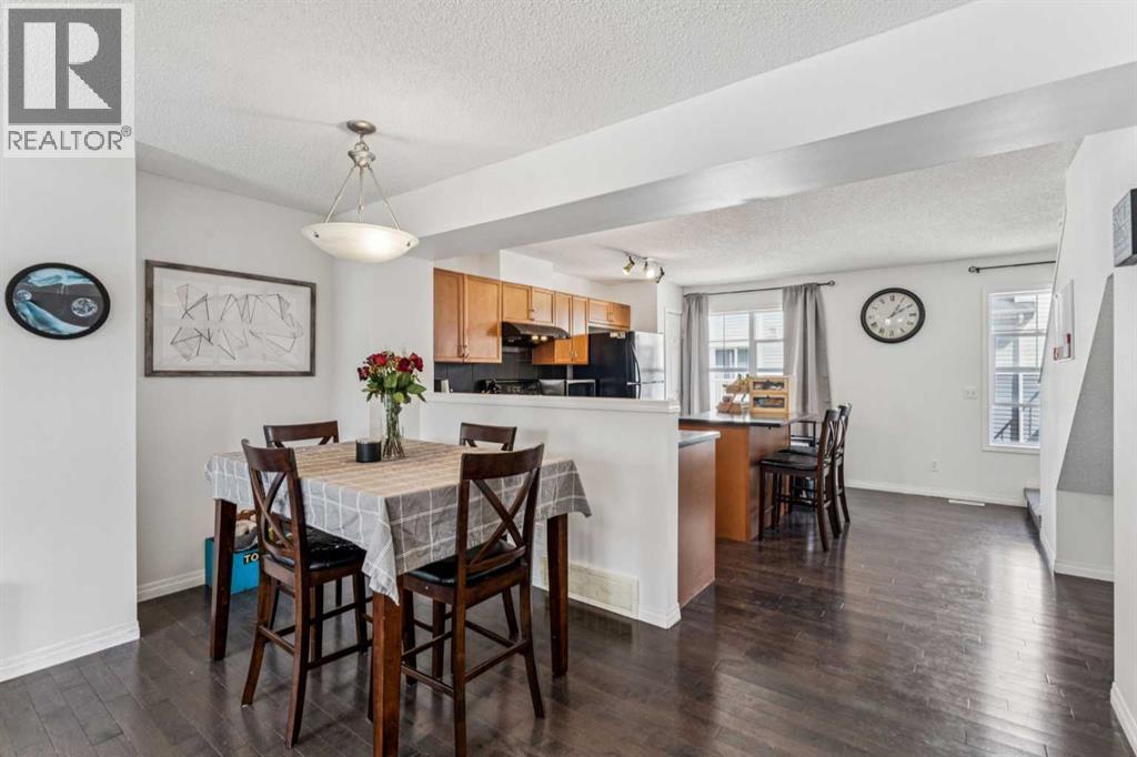 Photo 5 of 3096 New Brighton Gardens Se, Calgary AB