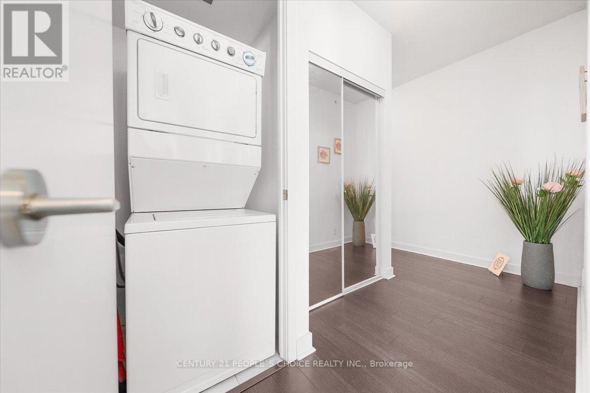 Photo 8 of 2302 3985 Grand Park Drive, Mississauga ON