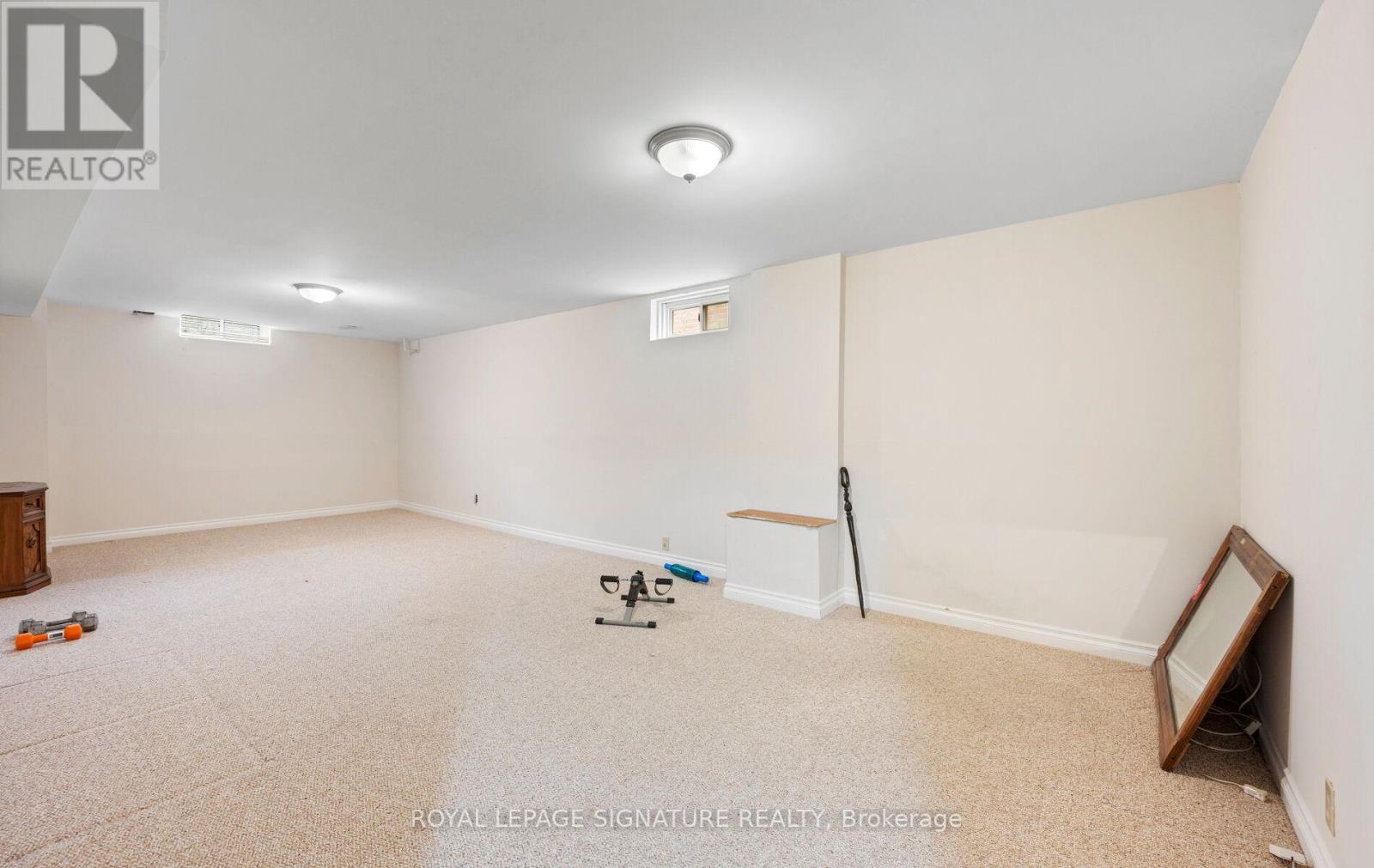 Photo 27 of 4205 Sawmill Valley Drive, Mississauga ON