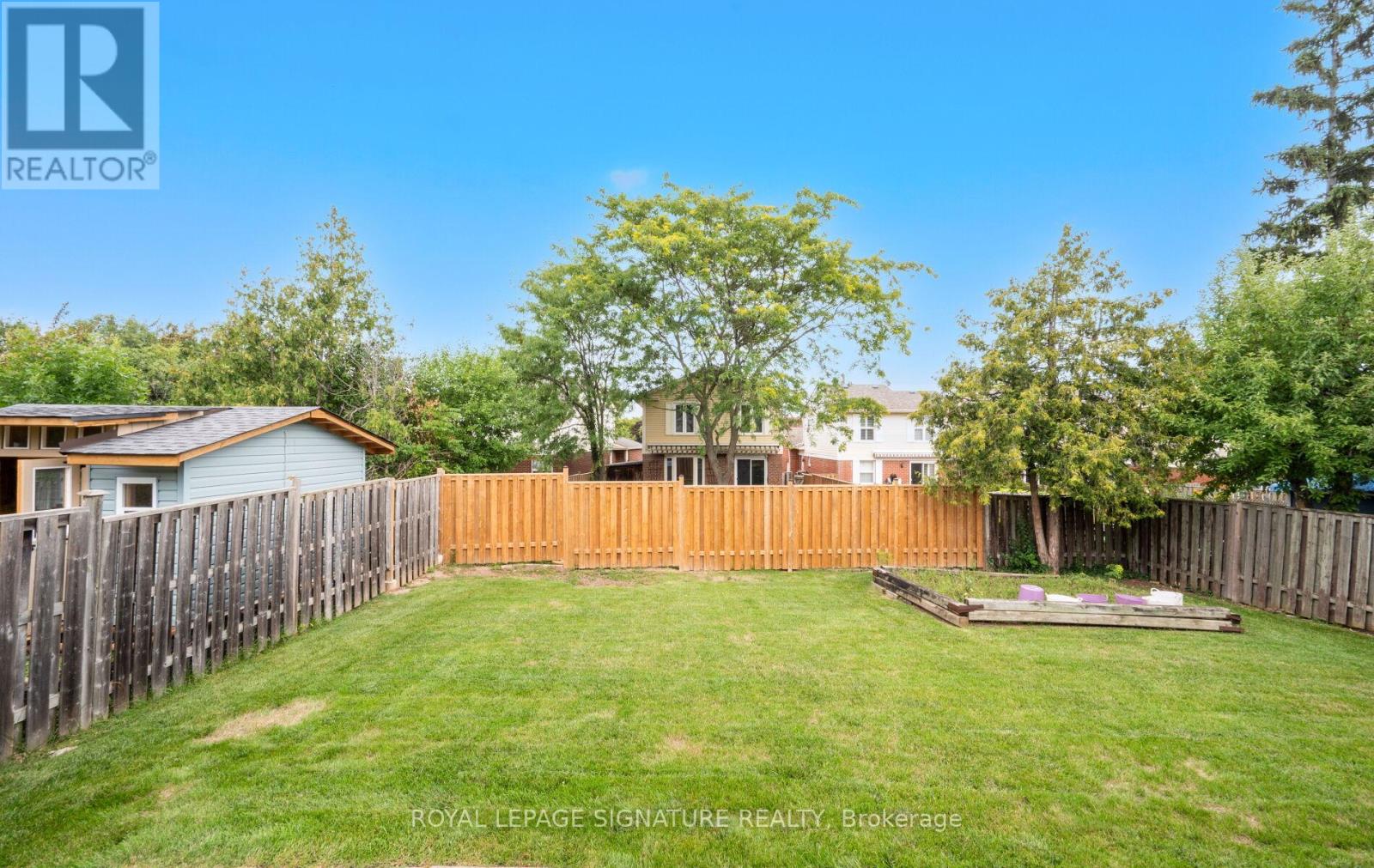 Photo 30 of 4205 Sawmill Valley Drive, Mississauga ON