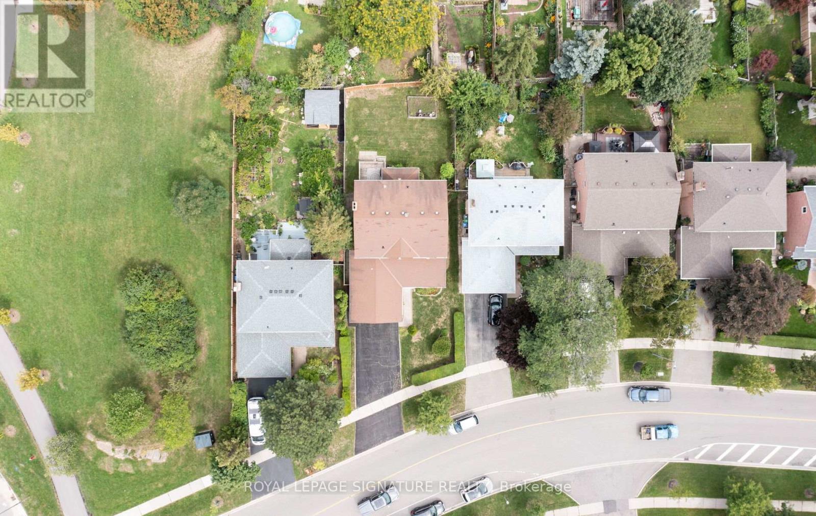 Photo 36 of 4205 Sawmill Valley Drive, Mississauga ON