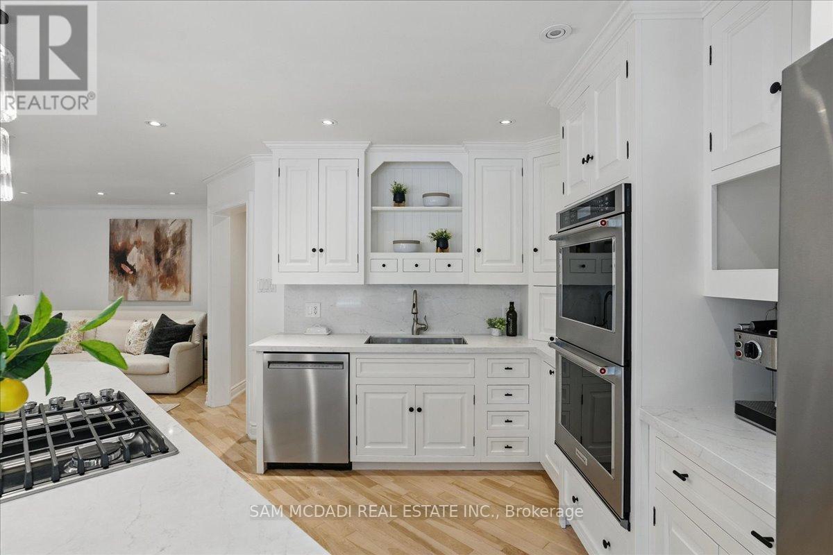 Photo 14 of 1713 Pengilley Place, Mississauga ON
