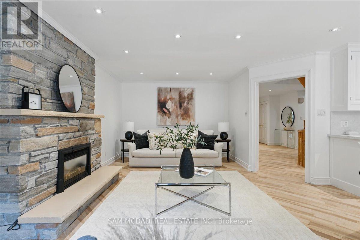 Photo 6 of 1713 Pengilley Place, Mississauga ON