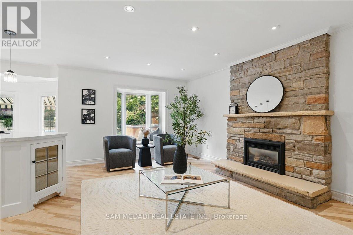 Photo 7 of 1713 Pengilley Place, Mississauga ON