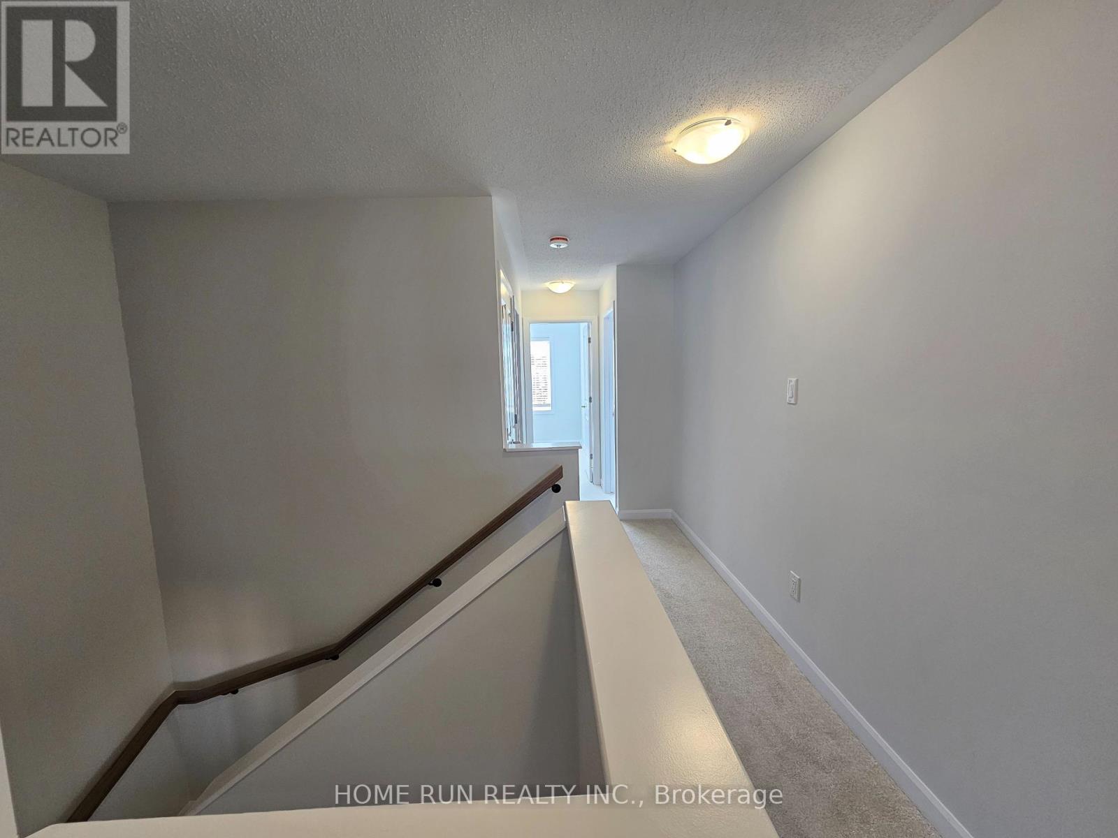 Photo 19 of 932 Eileen Vollick Crescent, Ottawa ON