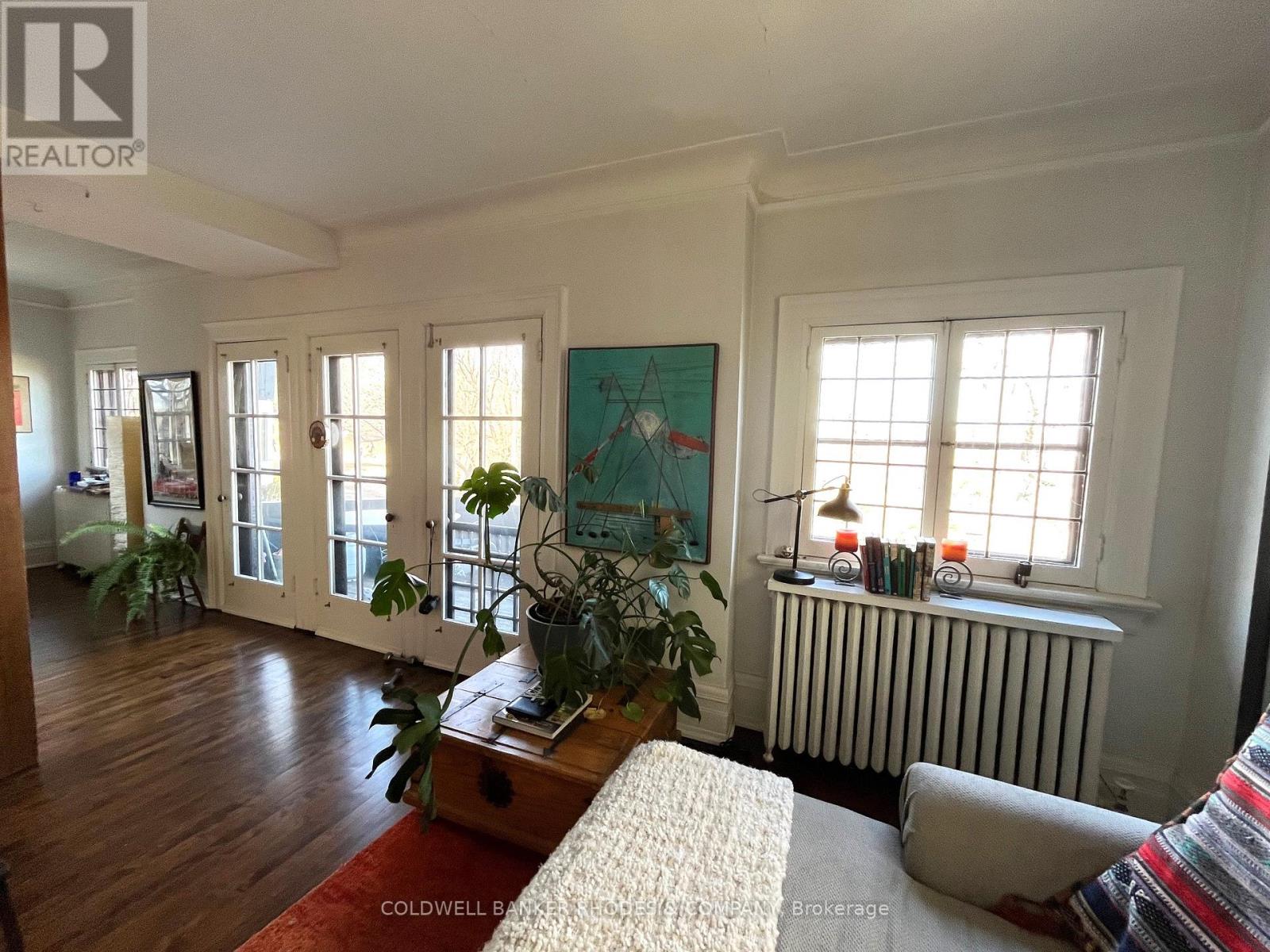 Photo 2 of Unit 1 On 2nd Floor 8 1 2 Range Road, Ottawa ON