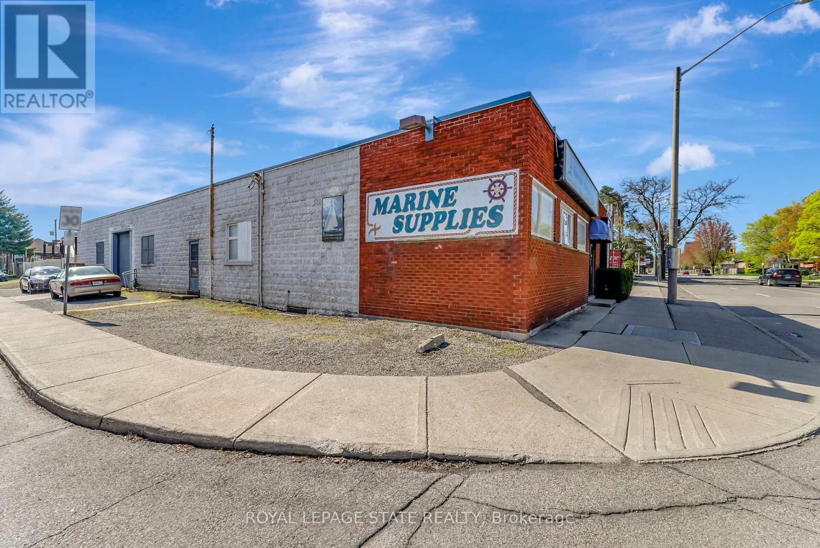 Photo 4 of 522 James Street N, Hamilton ON