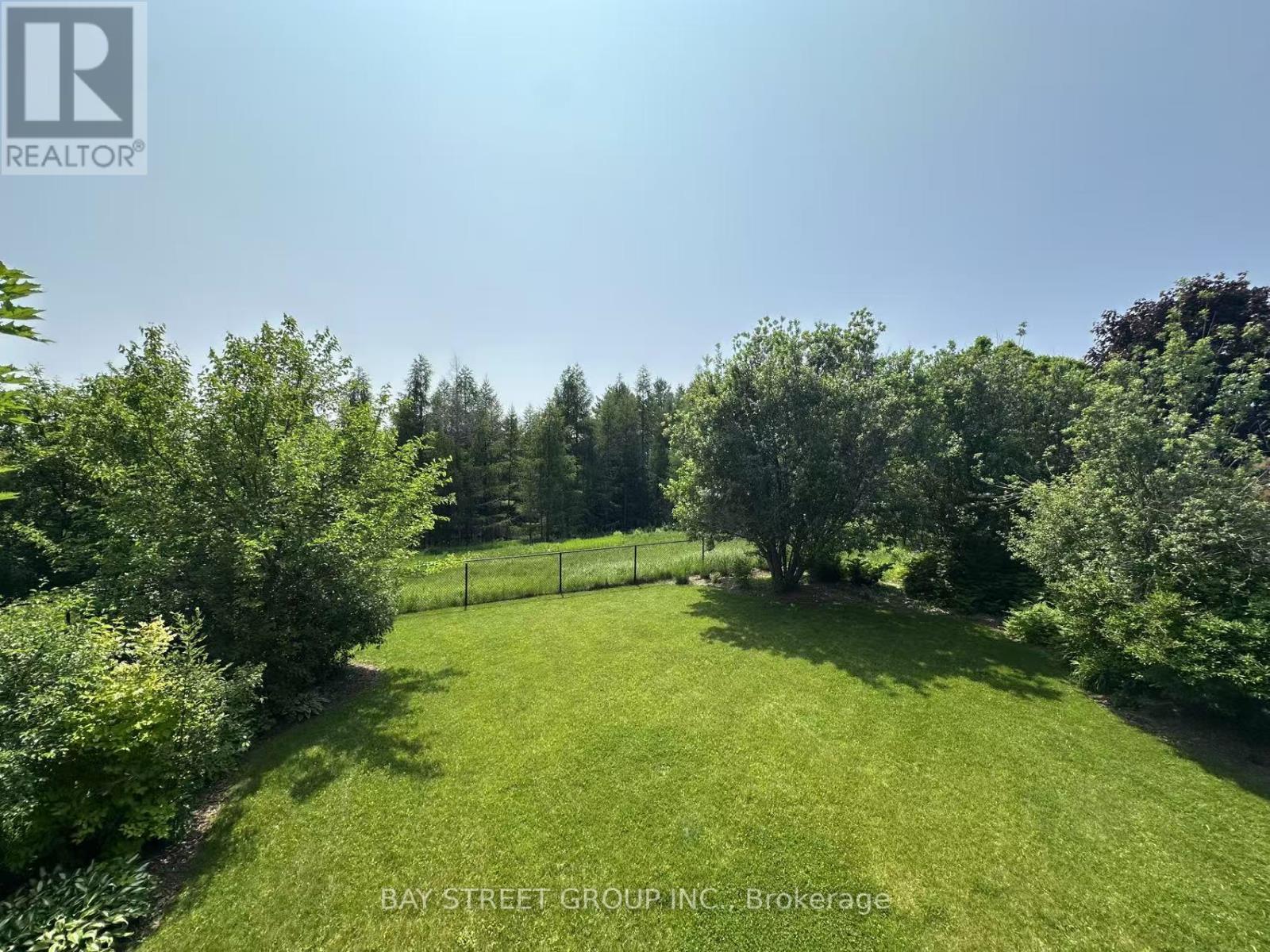Photo 22 of 19 Silversmith Court, Guelph ON
