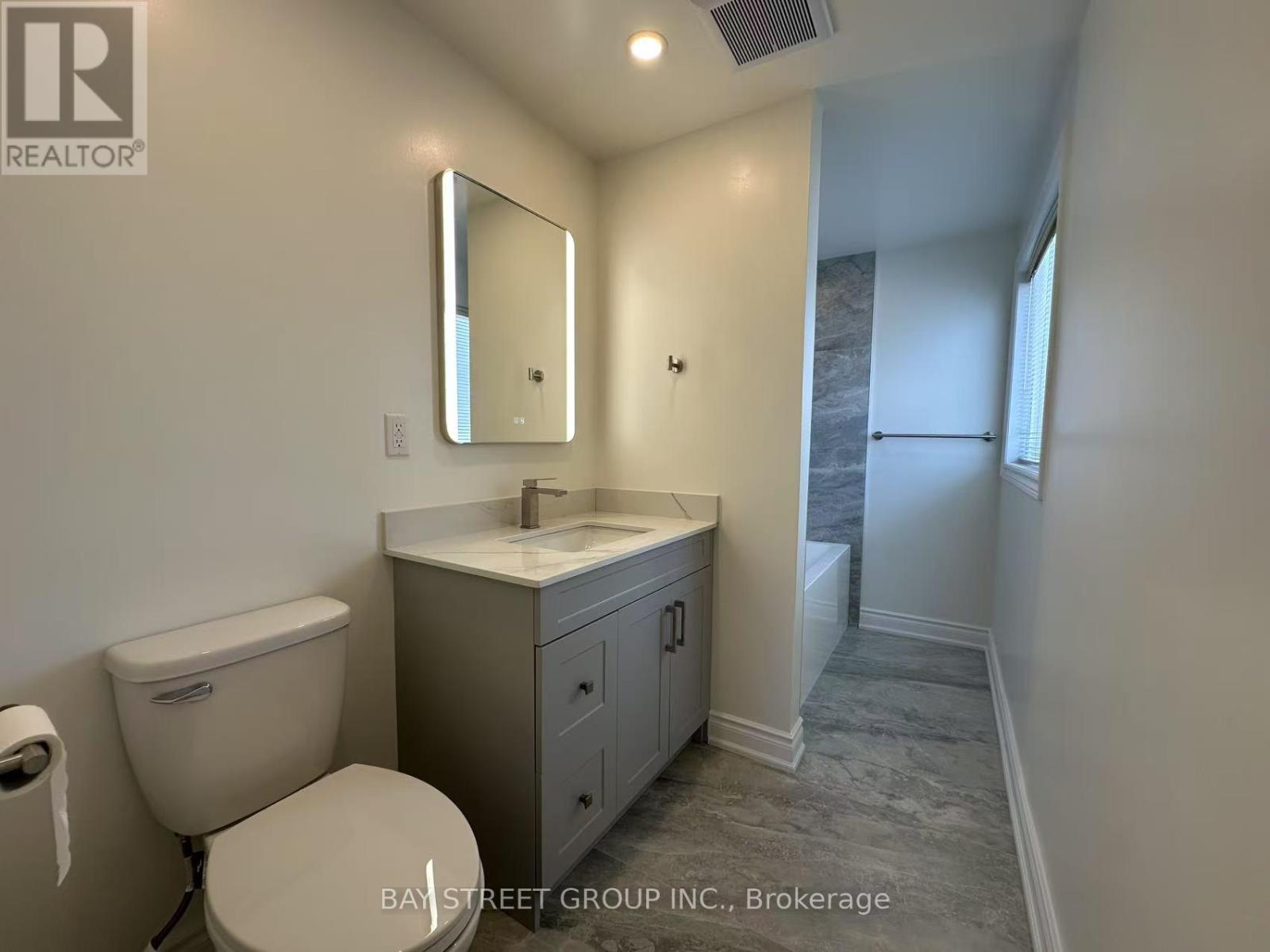 Photo 28 of 19 Silversmith Court, Guelph ON