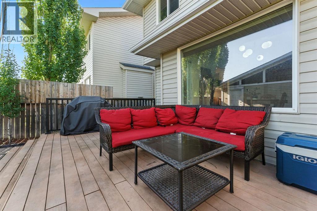 Photo 29 of 751 Prestwick Circle Se, Calgary AB