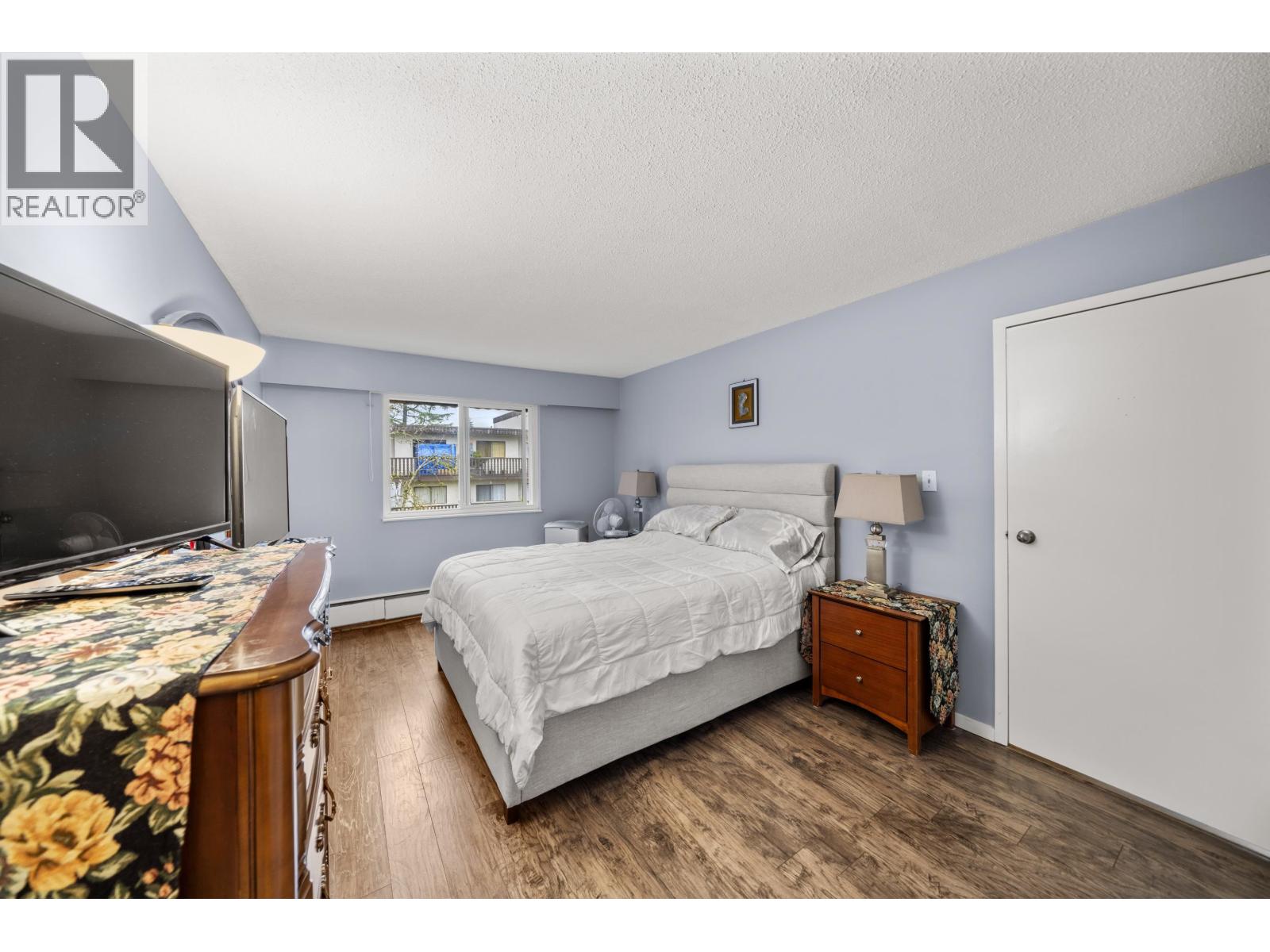 Photo 13 of 302 371 Ellesmere Avenue, Burnaby BC