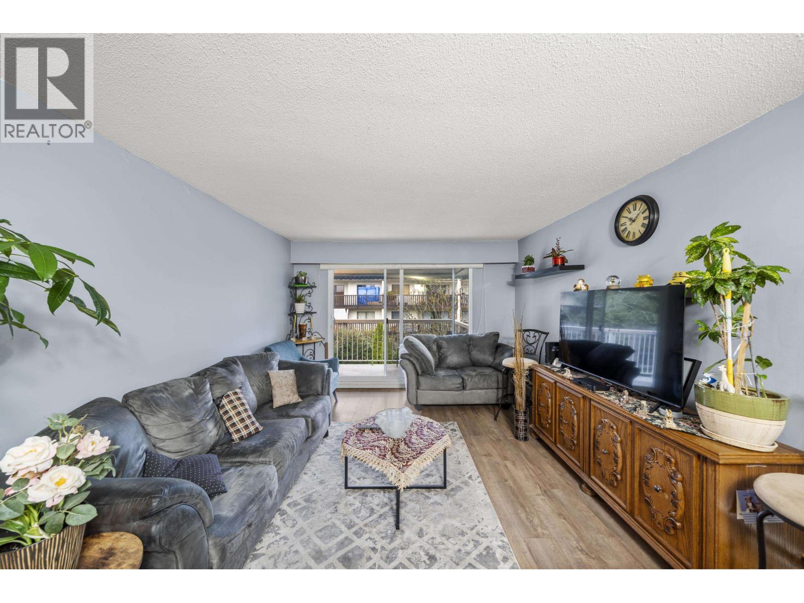 Photo 8 of 302 371 Ellesmere Avenue, Burnaby BC