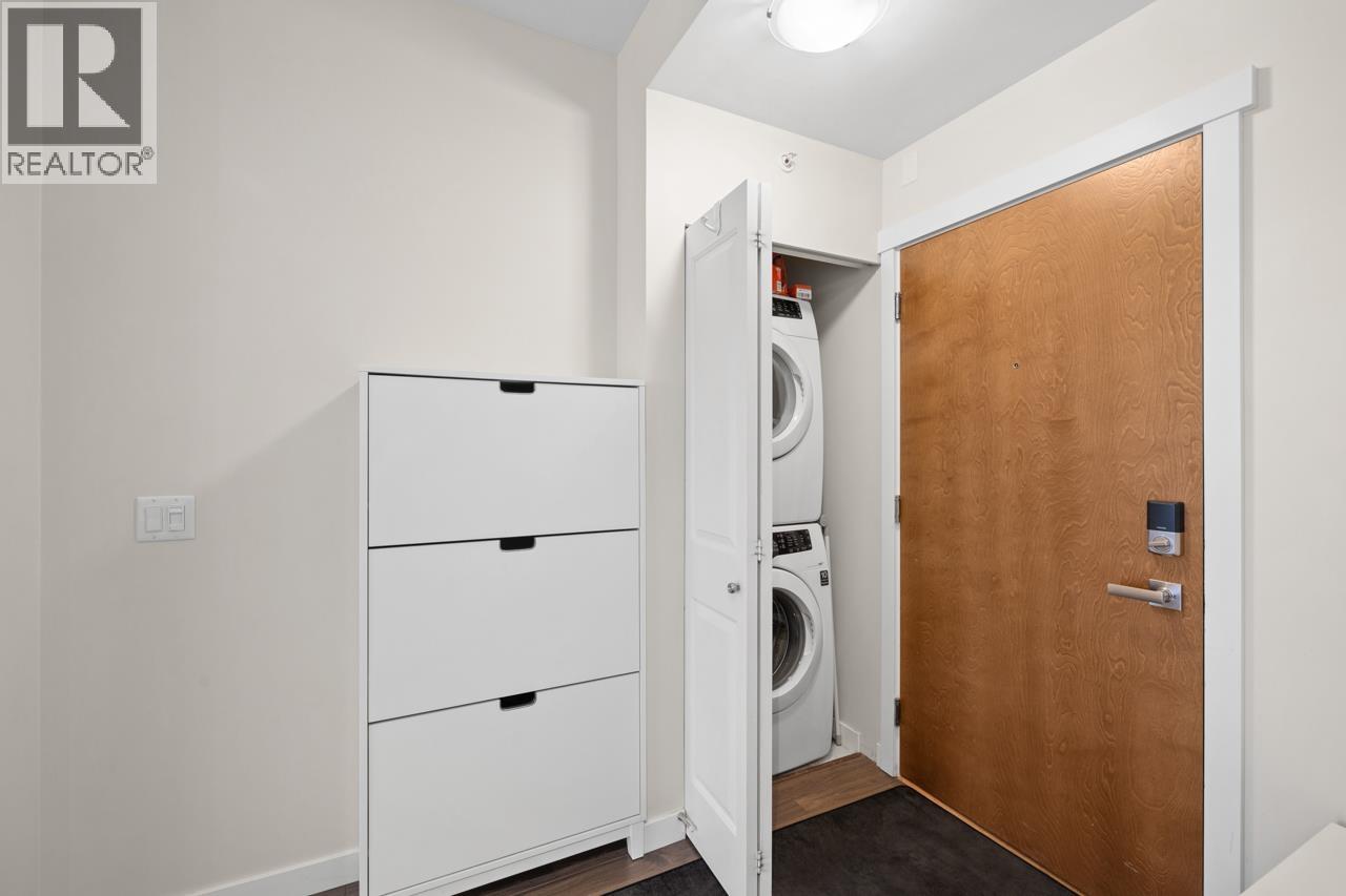 Photo 20 of 304 139 W 22nd Street, North Vancouver BC