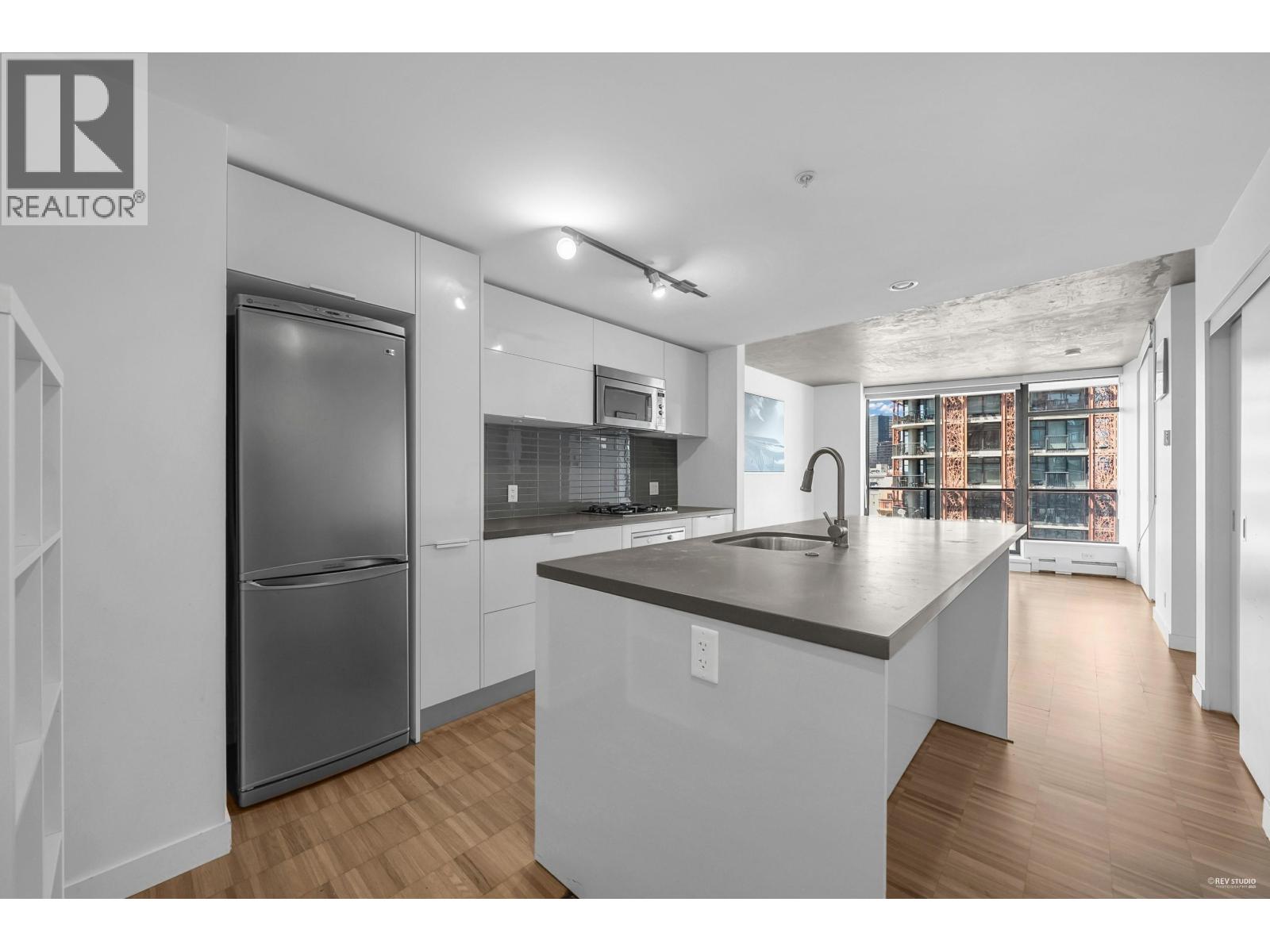 Photo 1 of 1707 108 W Cordova Street, Vancouver BC