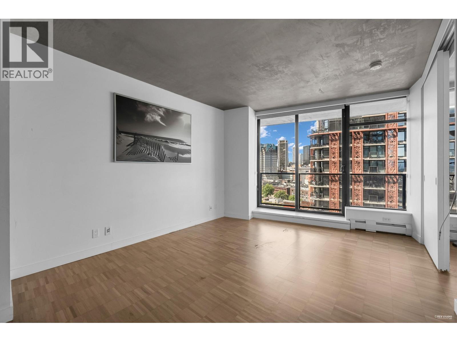 Photo 10 of 1707 108 W Cordova Street, Vancouver BC