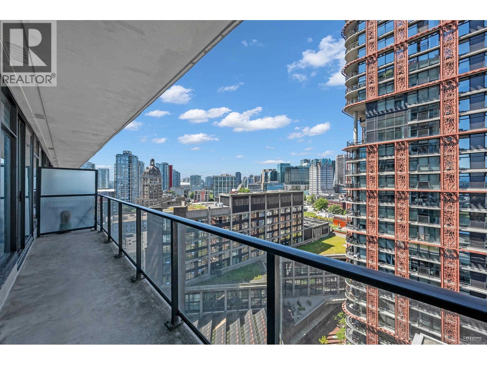 Photo 13 of 1707 108 W Cordova Street, Vancouver BC