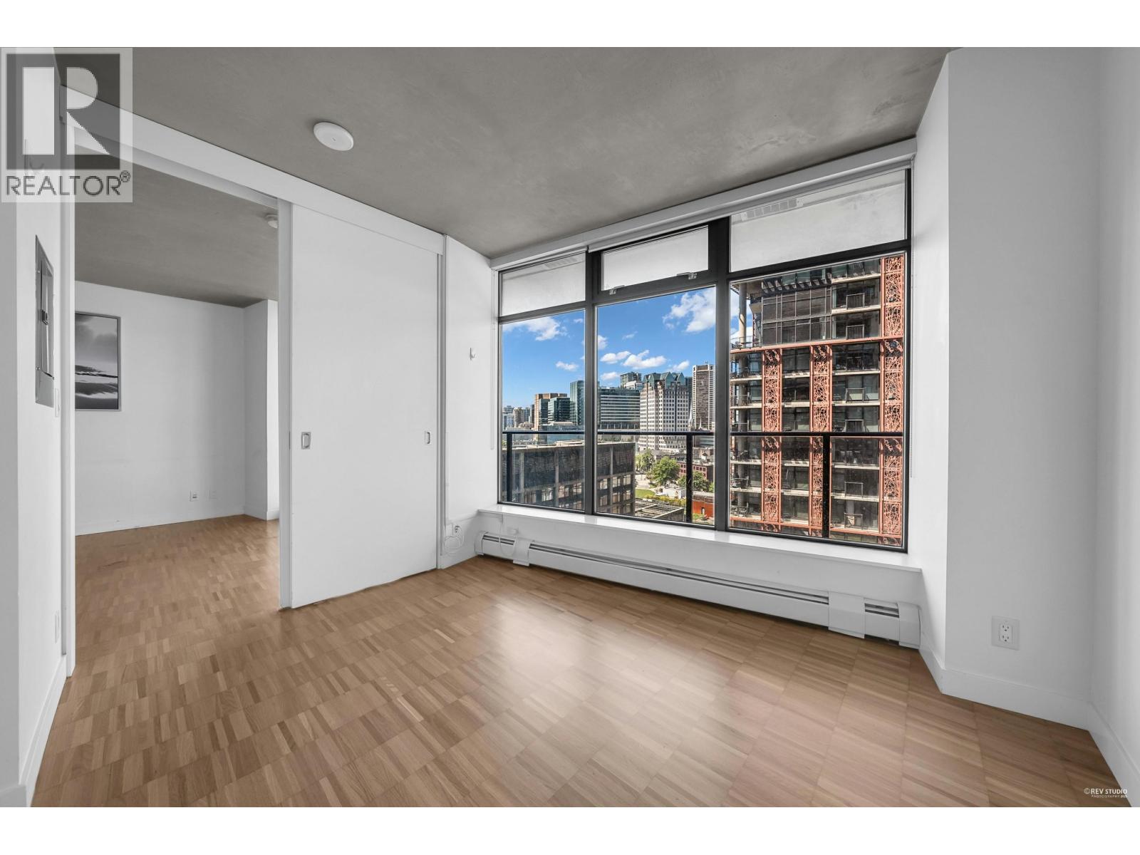 Photo 16 of 1707 108 W Cordova Street, Vancouver BC