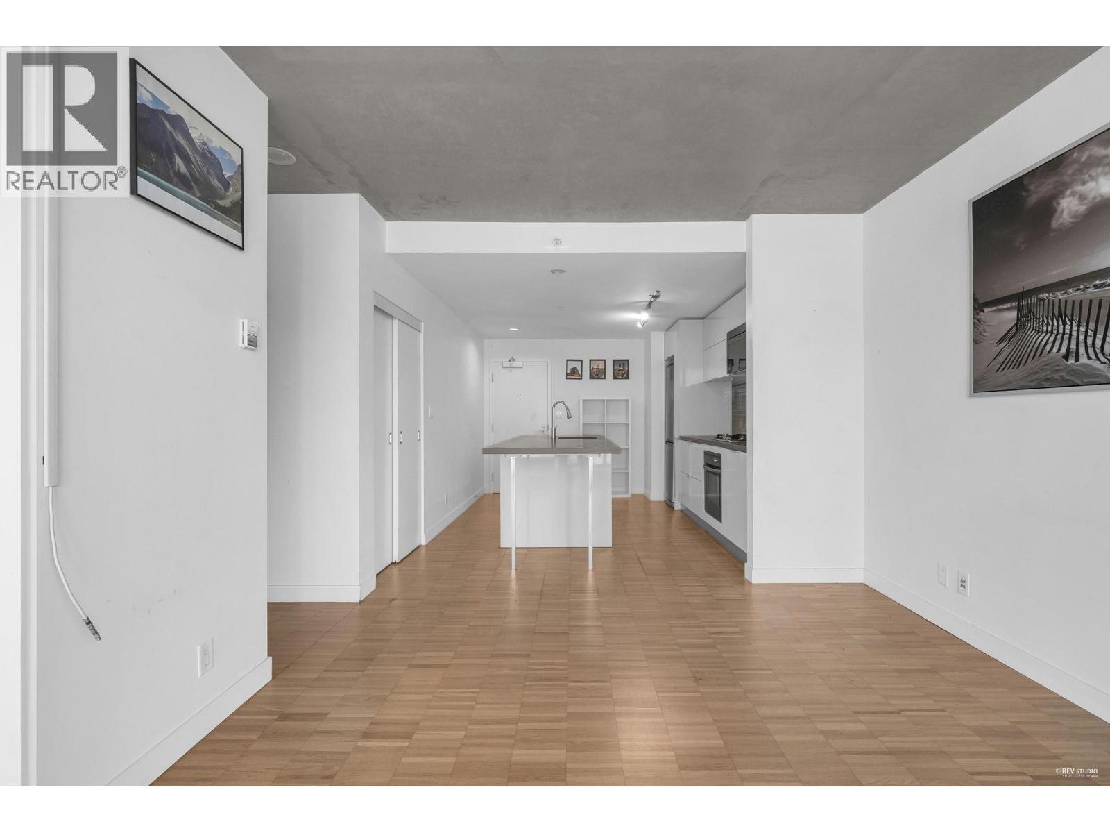 Photo 7 of 1707 108 W Cordova Street, Vancouver BC