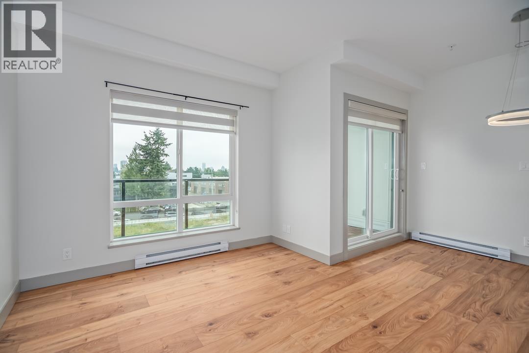Photo 5 of 411 6968 Royal Oak Avenue, Burnaby BC