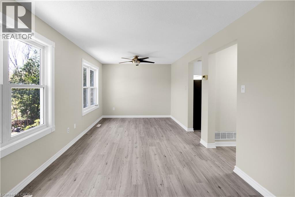 Photo 6 of 49 Daubigny Road, Brantford ON