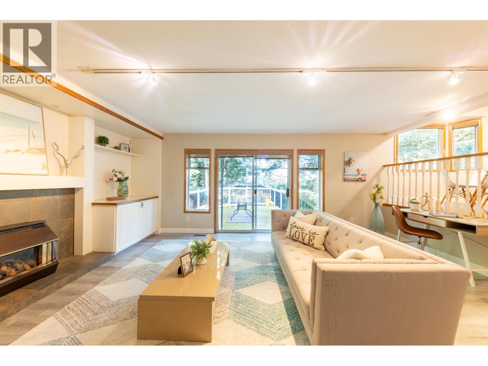 Photo 20 of 1936 Eureka Avenue, Port Coquitlam BC