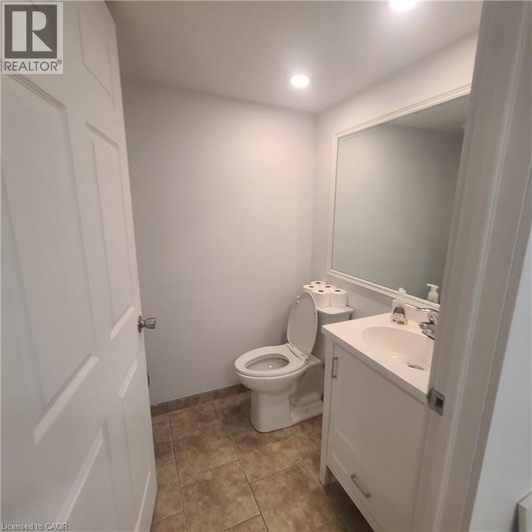 Photo 5 of 1576 Stone Church Road Unit 12, Hamilton ON