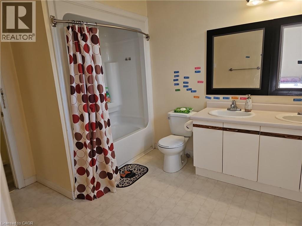 Photo 29 of 350 Erbsville Road Unit 31, Waterloo ON