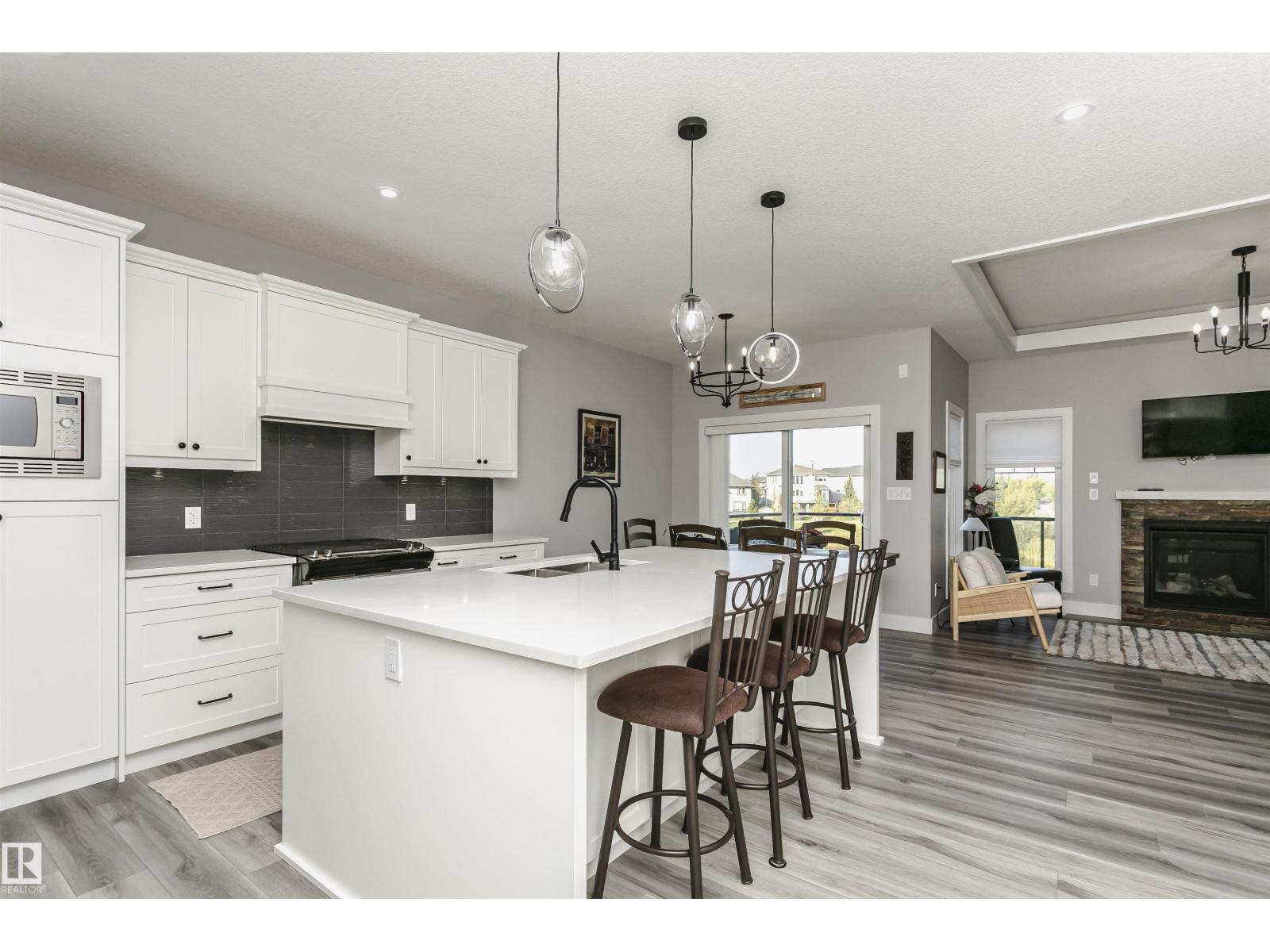 Photo 3 of 139 Kidd Cr, Leduc AB