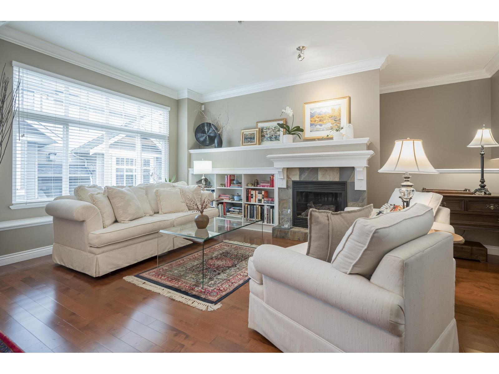 Photo 6 of 21 21704 96 Avenue Avenue, Langley BC