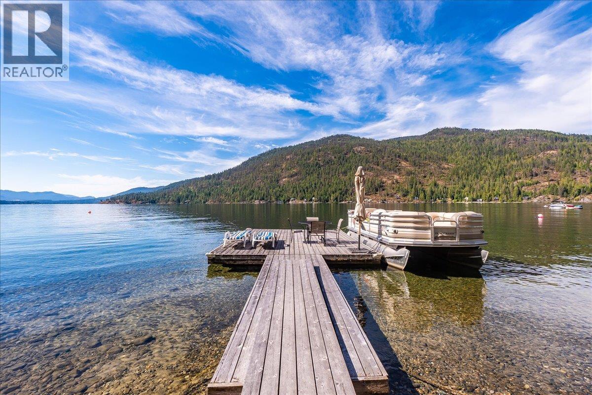 169 Alpine Road, Christina Lake