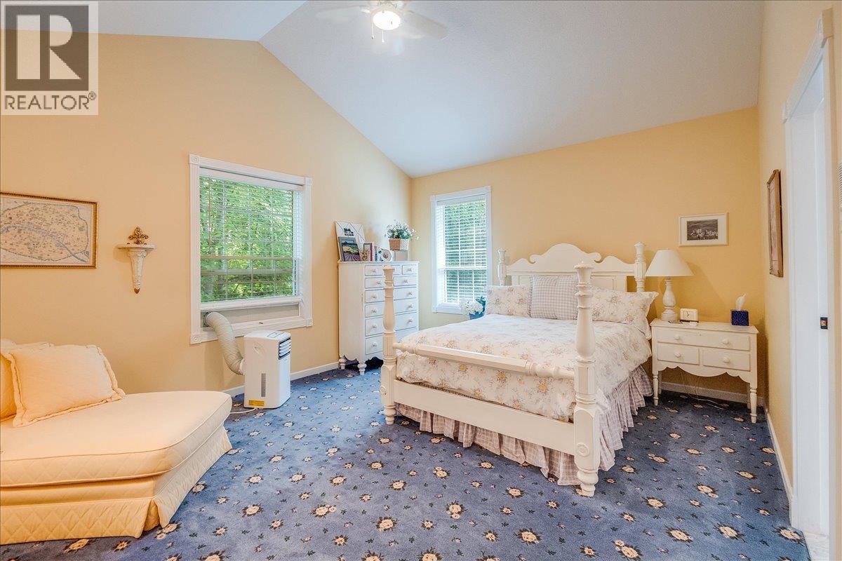 169 Alpine Road, Christina Lake