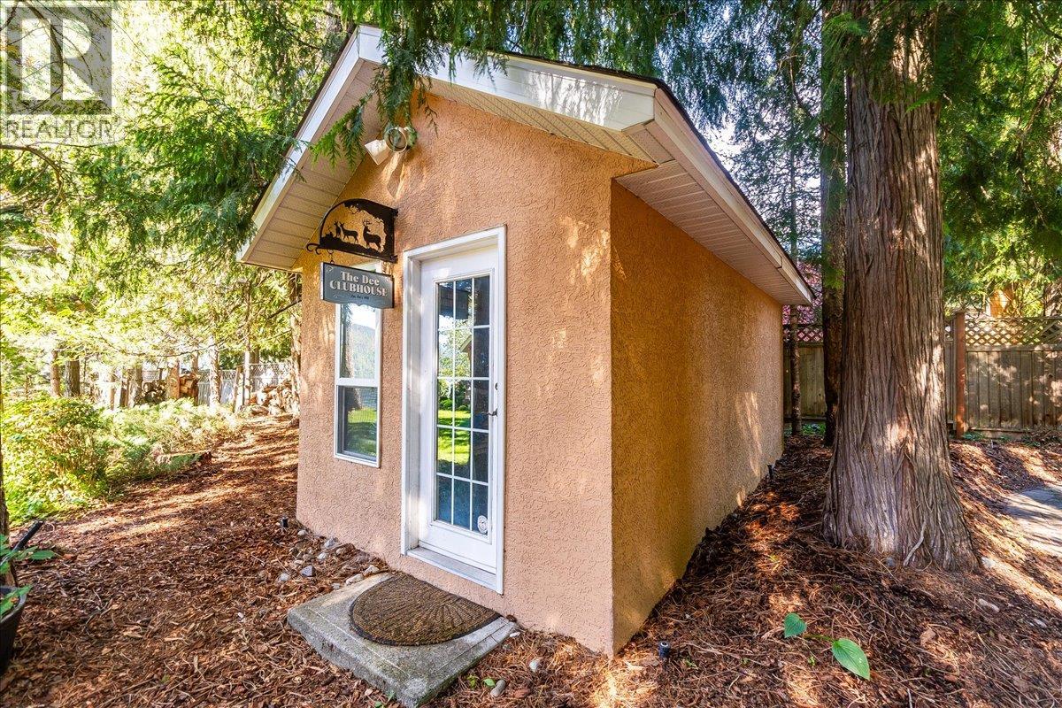 169 Alpine Road, Christina Lake