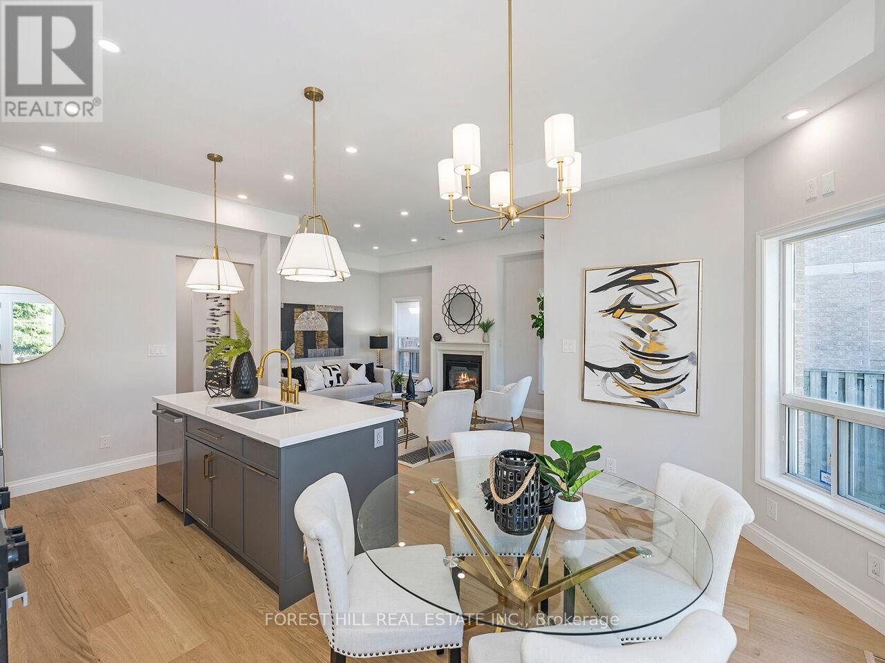Photo 7 of 1092 Shaw Drive, Mississauga ON
