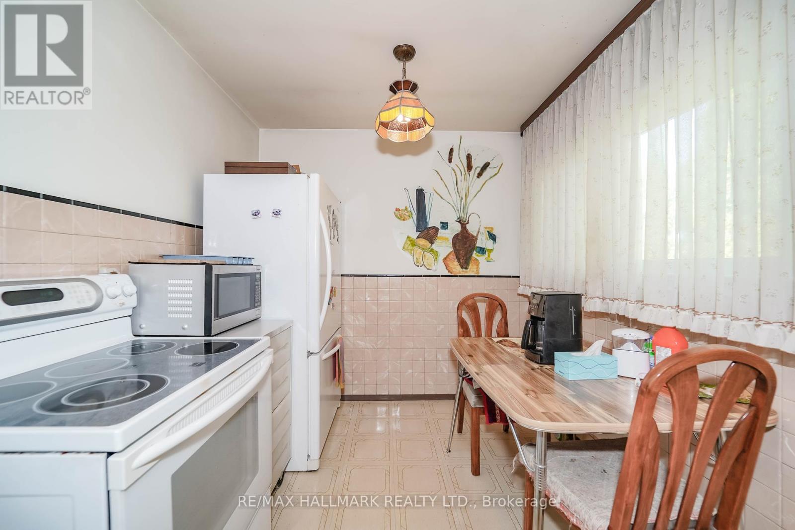 Photo 16 of 97 Vauxhall Drive, Toronto ON