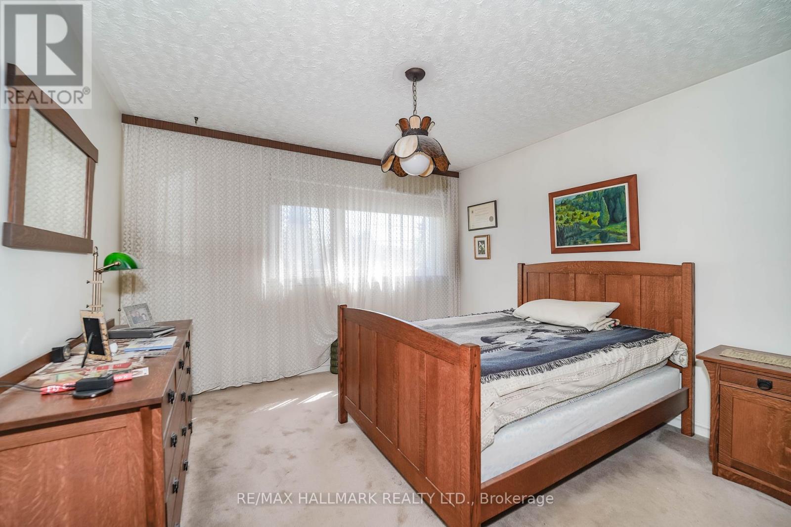 Photo 24 of 97 Vauxhall Drive, Toronto ON