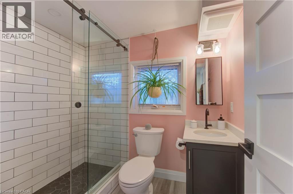 Photo 17 of 88 Dekay Street, Kitchener ON
