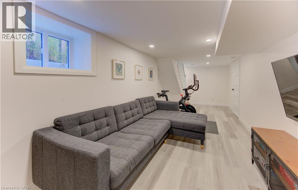 Photo 24 of 88 Dekay Street, Kitchener ON