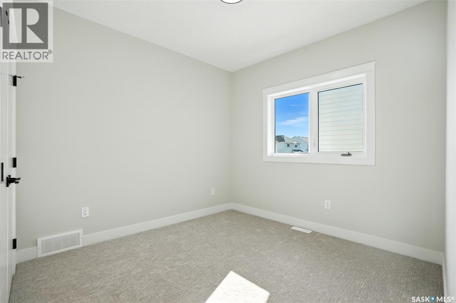 Photo 22 of 126 Sharma Lane, Saskatoon SK