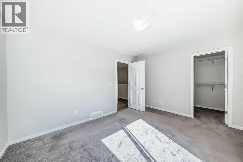 Photo 20 of 145 Yorkville Boulevard Sw, Calgary AB
