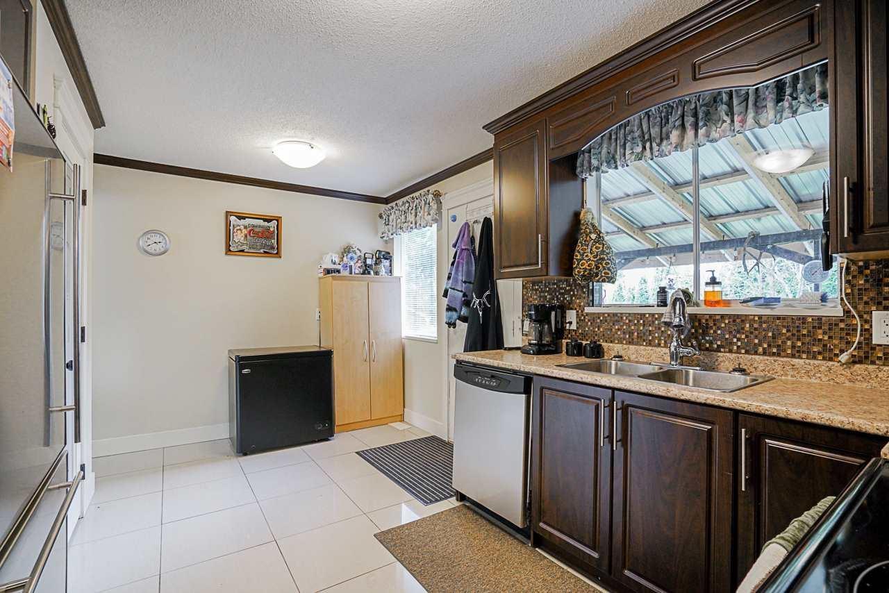 Photo 13 of 33430 Huggins Avenue, Abbotsford BC