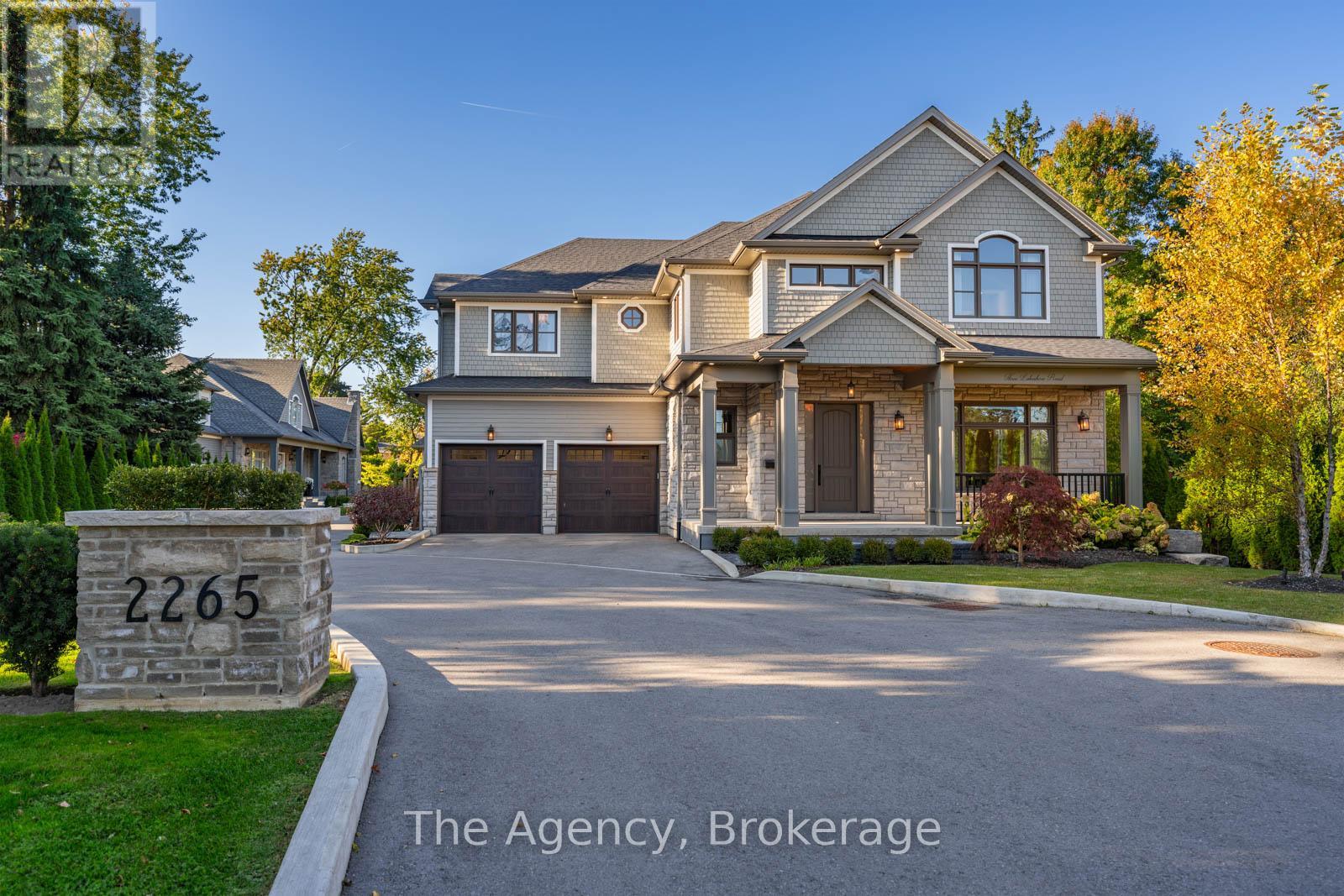 Photo 1 of 3 2265 Lakeshore Road, Burlington ON