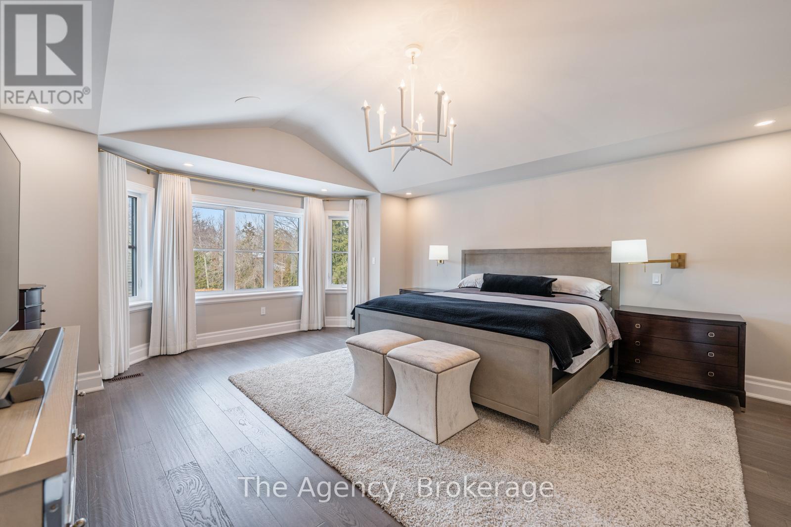 Photo 24 of 3 2265 Lakeshore Road, Burlington ON