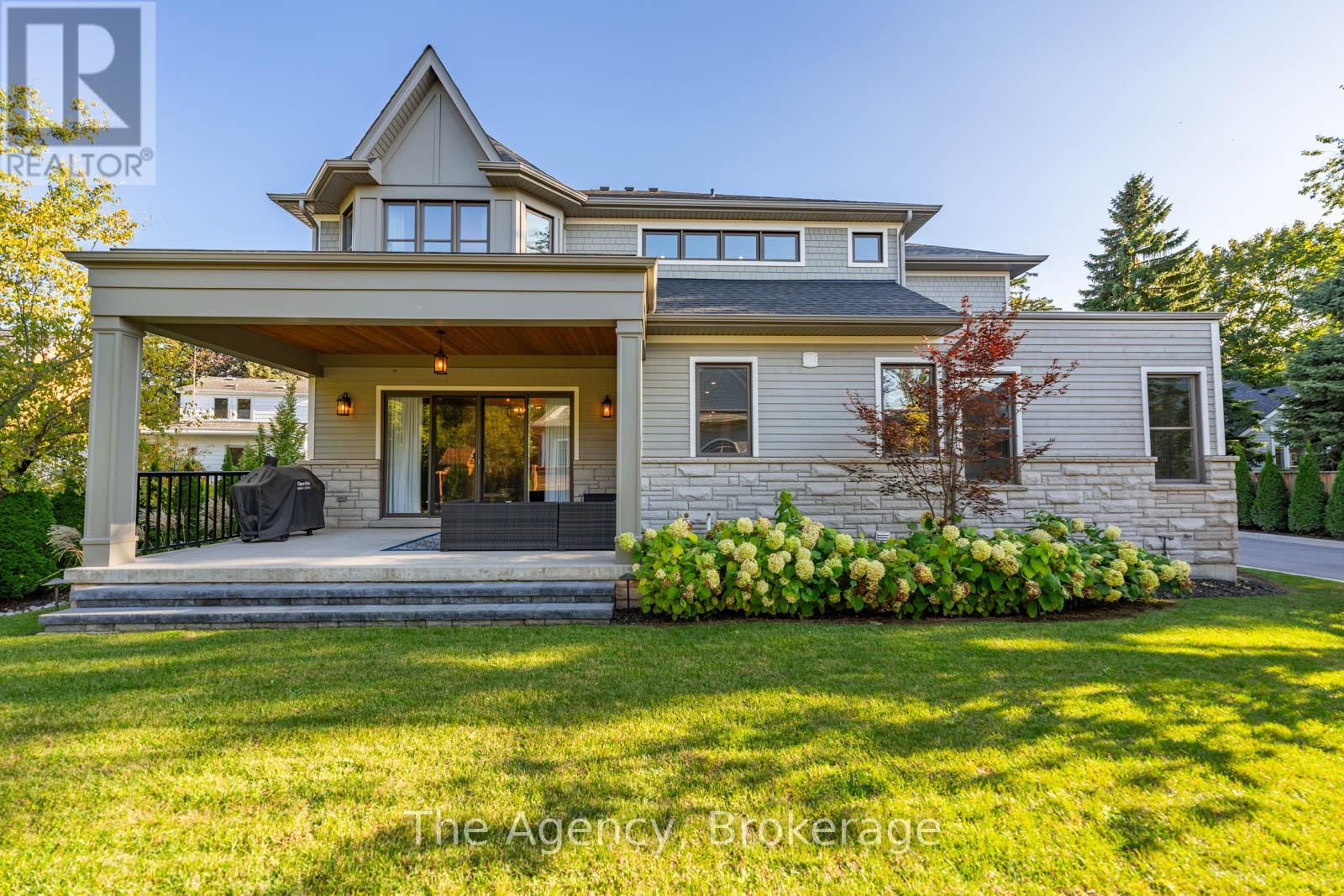 Photo 35 of 3 2265 Lakeshore Road, Burlington ON
